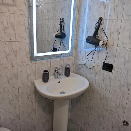 Sea View Apartaments Durres Exterior photo